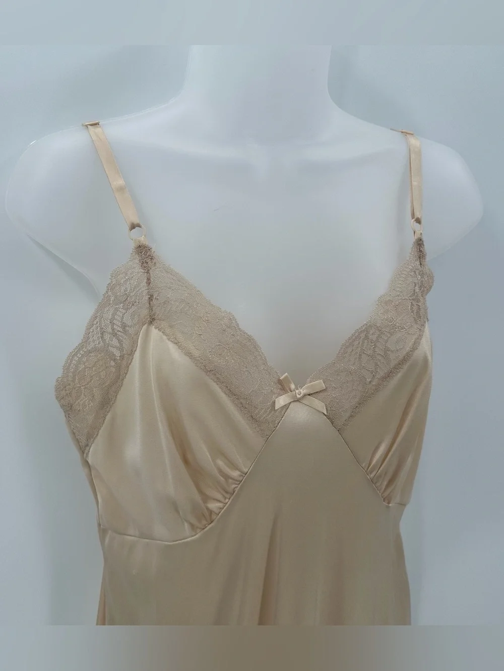 Adonna Full Slip Women’s 36 Beige Nylon Lace Trim Adjustable Coquette Lingerie